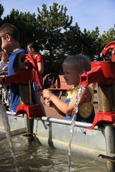 2010_10_10 - Pumpkin Farm